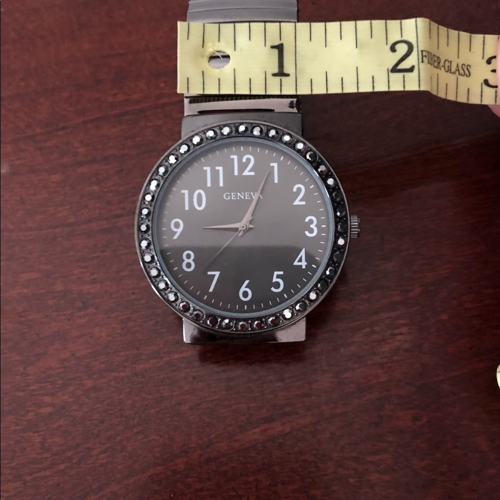 GENEVA WATCH - Picture 3 of 4